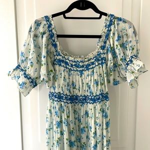 Doen blue floral Eclipse dress. Size M.